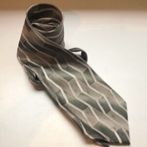 Stafford Tie Men’s Green & Tan Pattern Silk Tie Office Business Dress Necktie